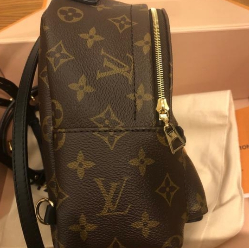 Purse - Picture 5 of 8